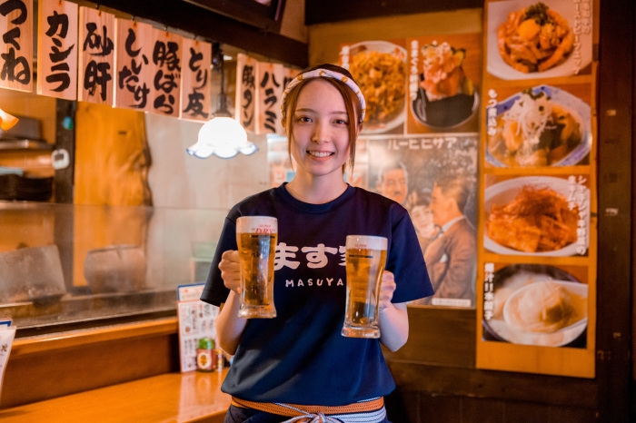 【ホール・キッチンアルバイト募集】駅近徒歩2分！お客様同士賑わう焼き鳥屋【ます家池袋店】